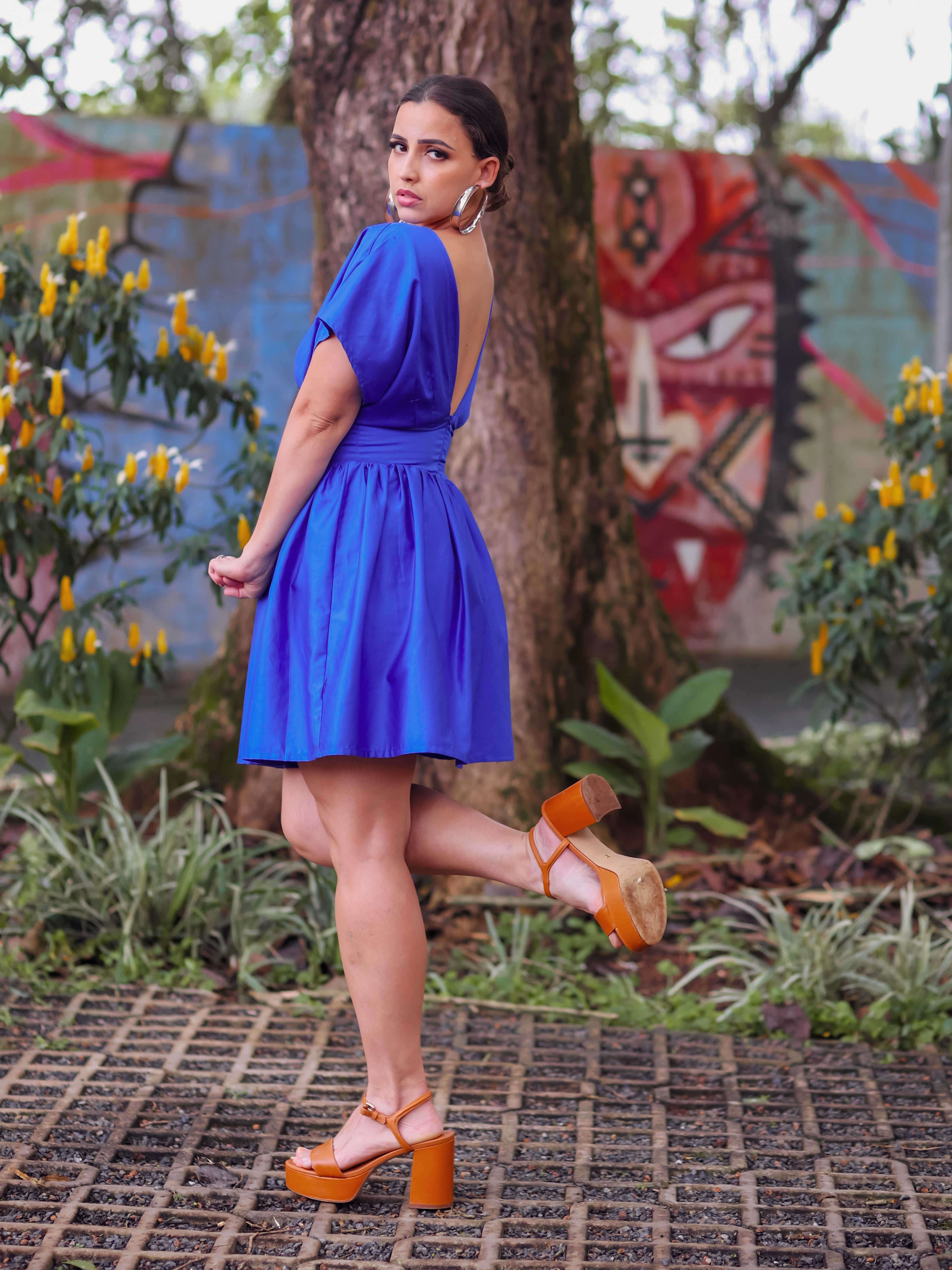 Vestido Clássico Curto Sabrina