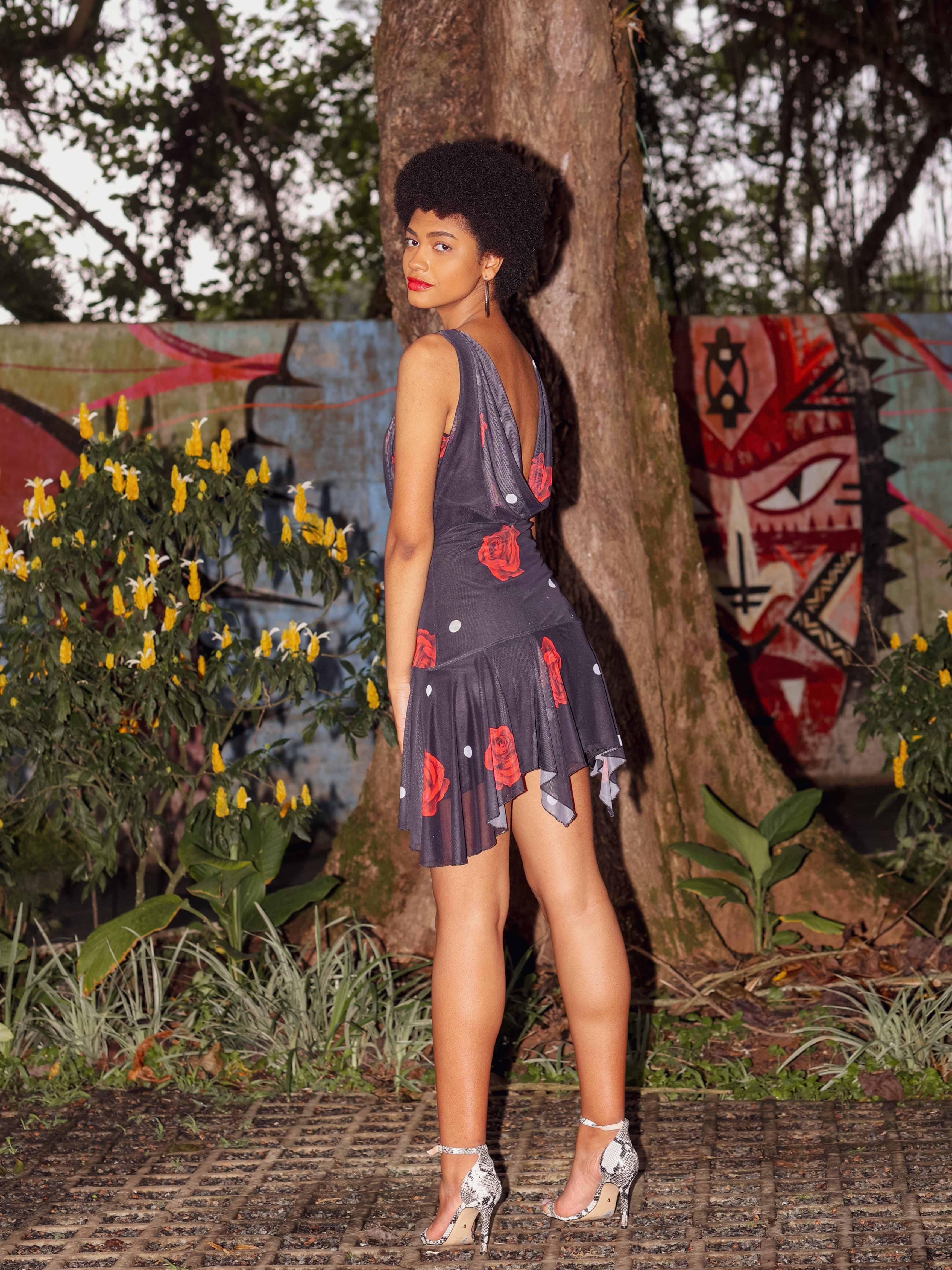 Vestido Decote Caído Poá Rose