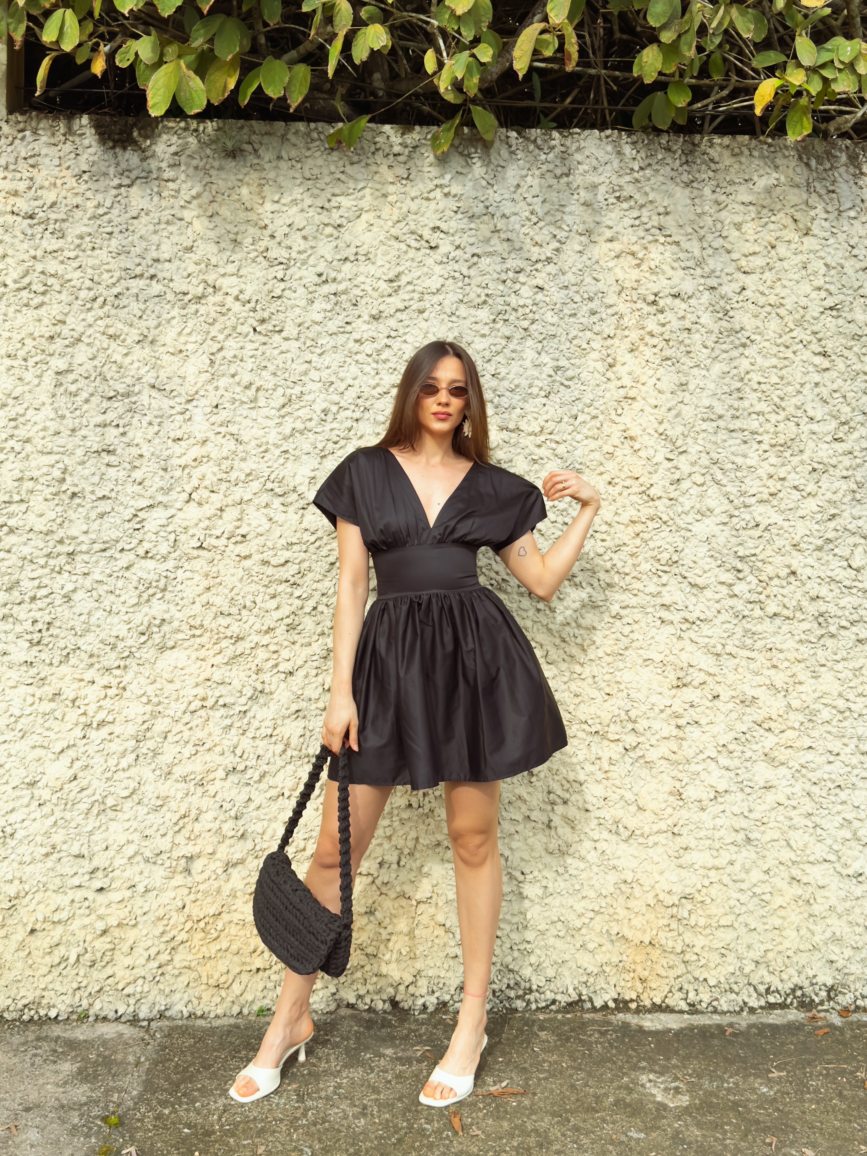 Vestido Clássico curto Sabrina