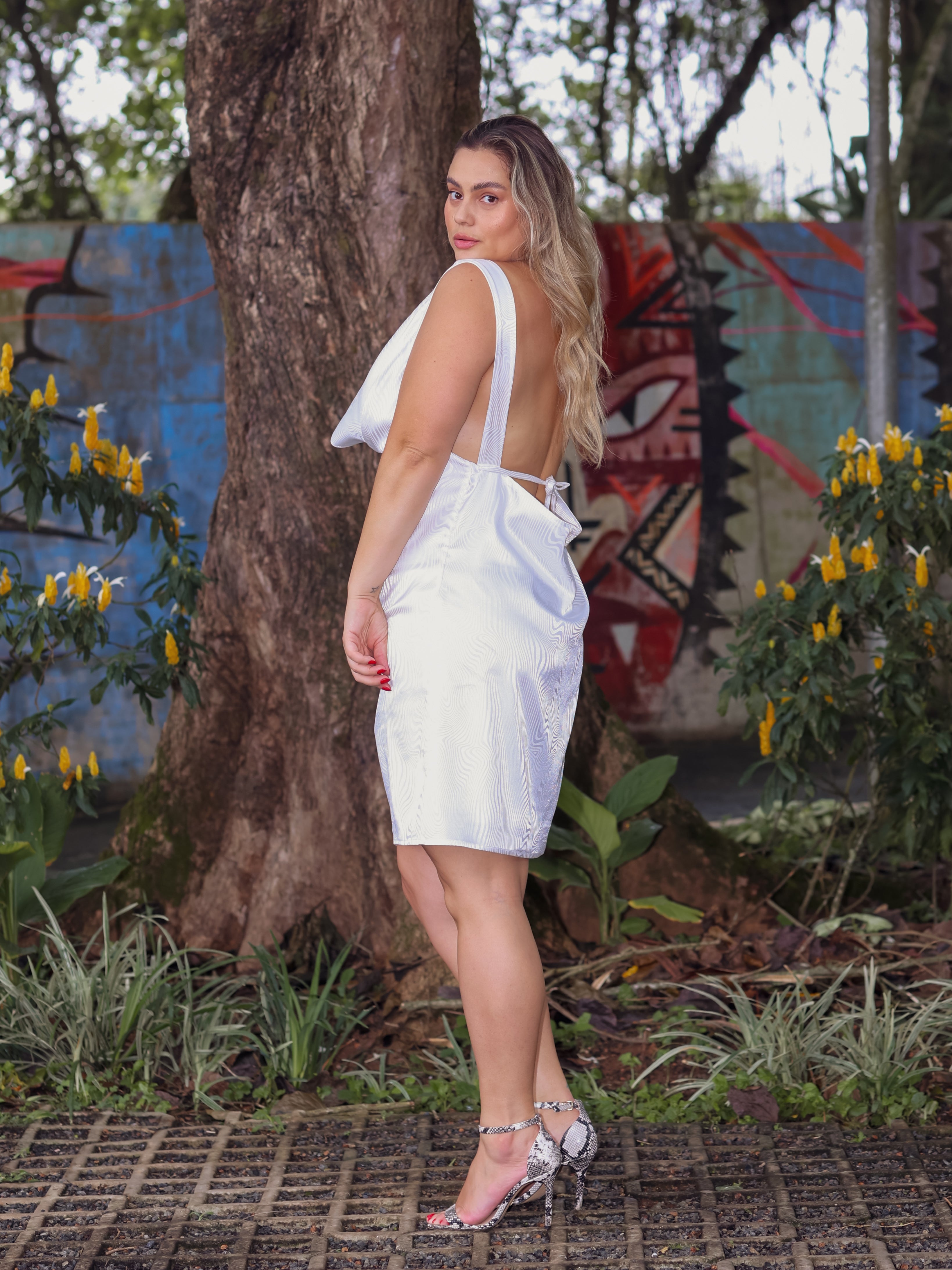 Vestido Festa Decote Caído