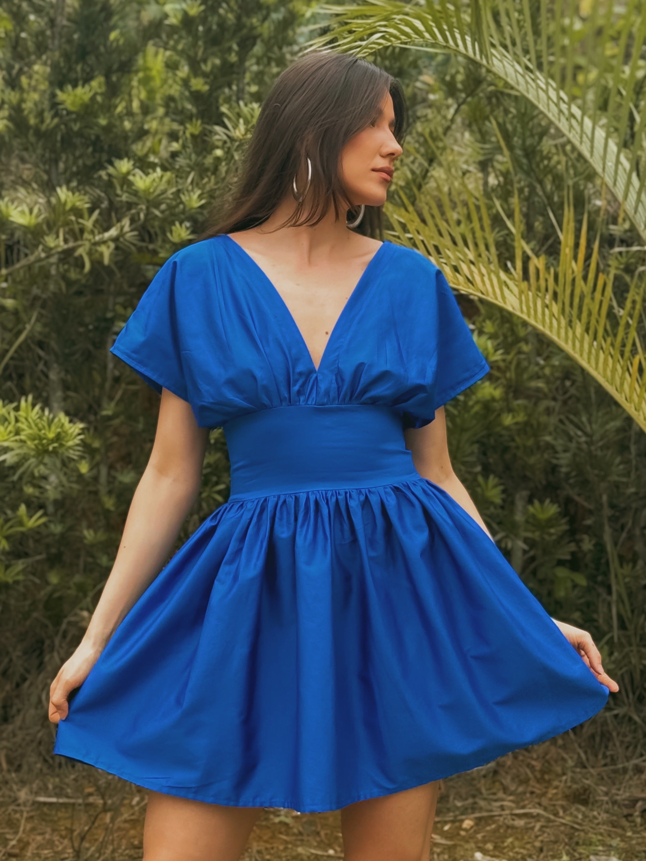 Vestido Clássico Curto Sabrina