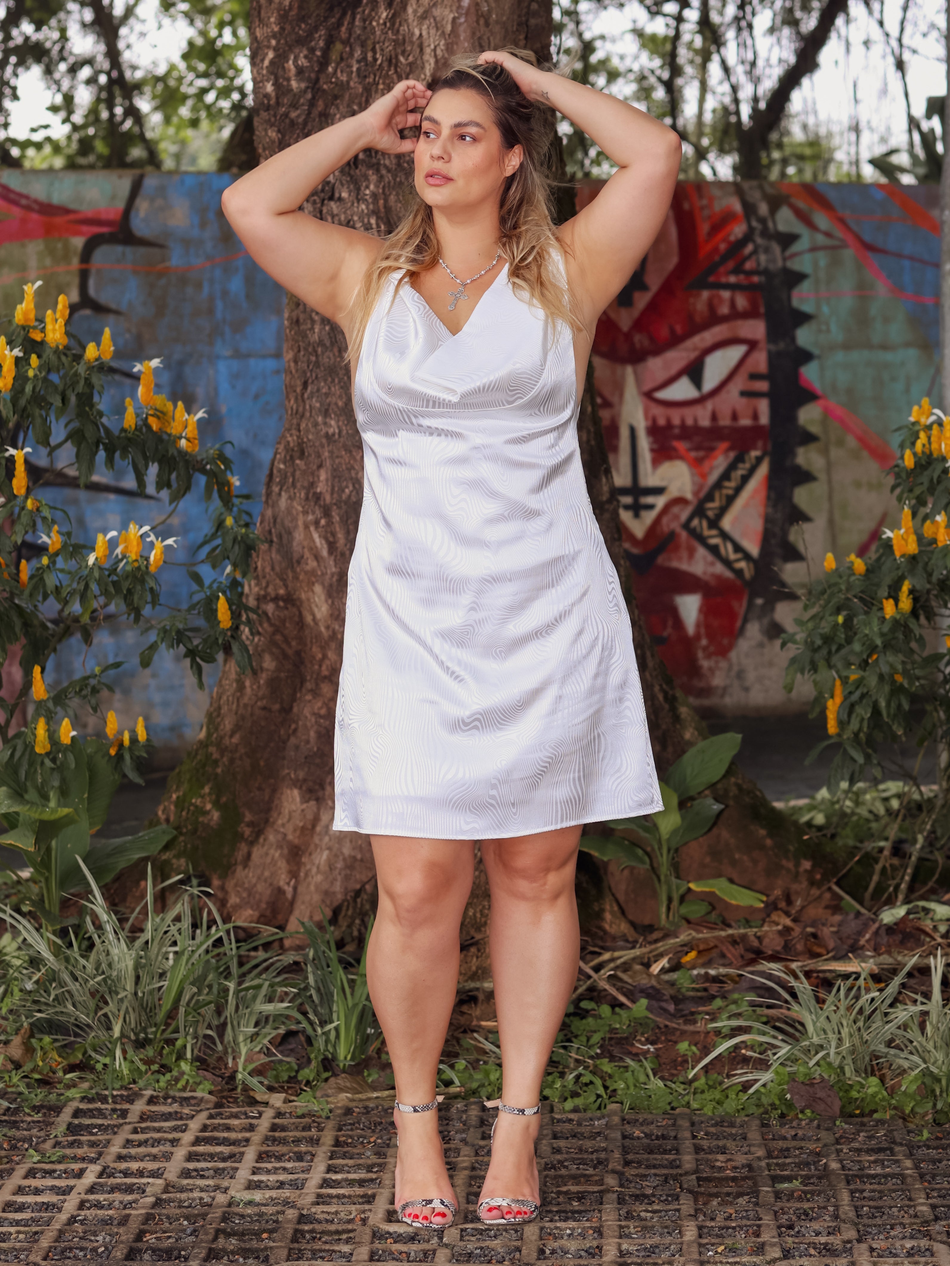 Vestido Festa Decote Caído