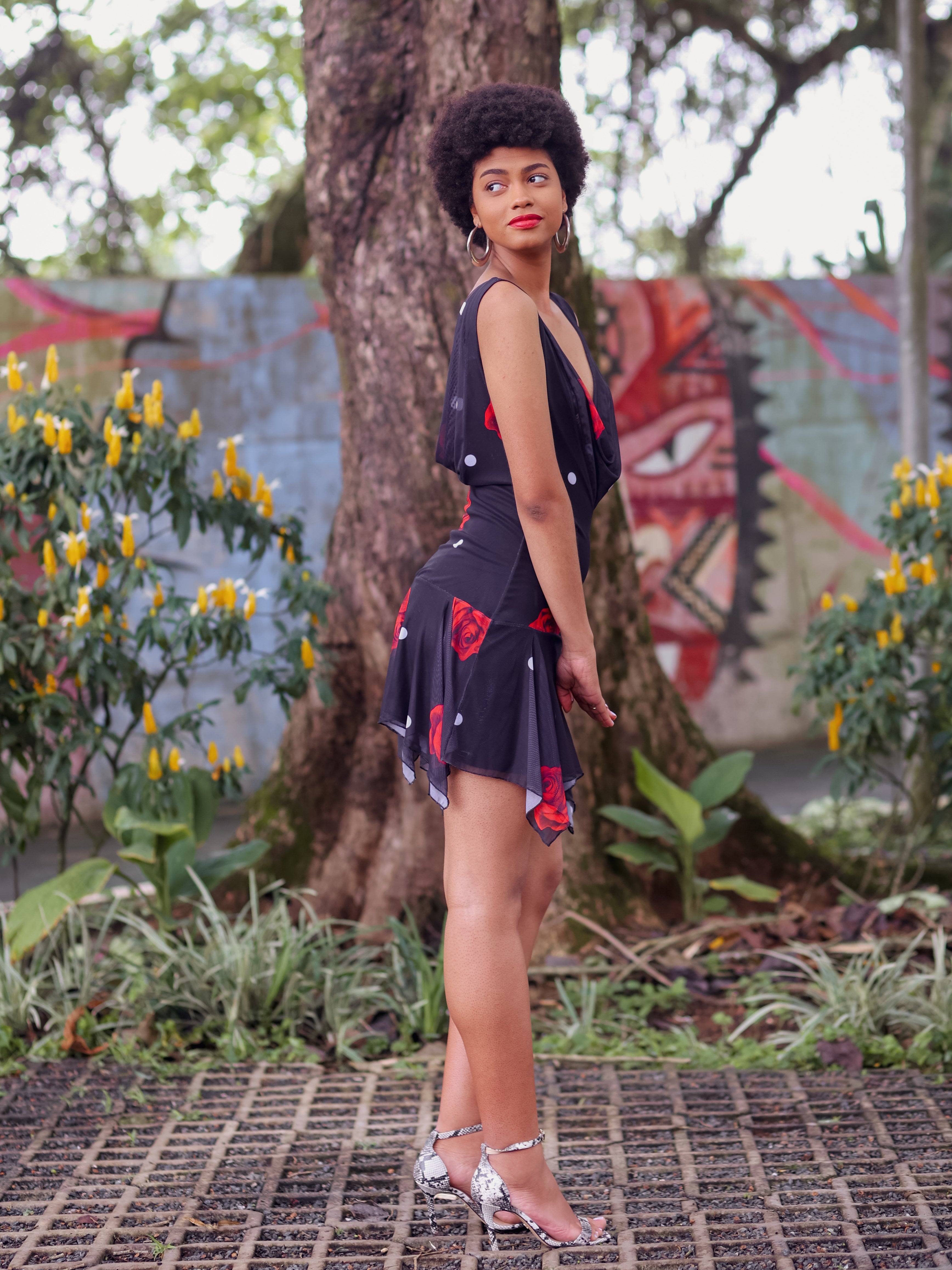 Vestido Decote Caído Poá Rose