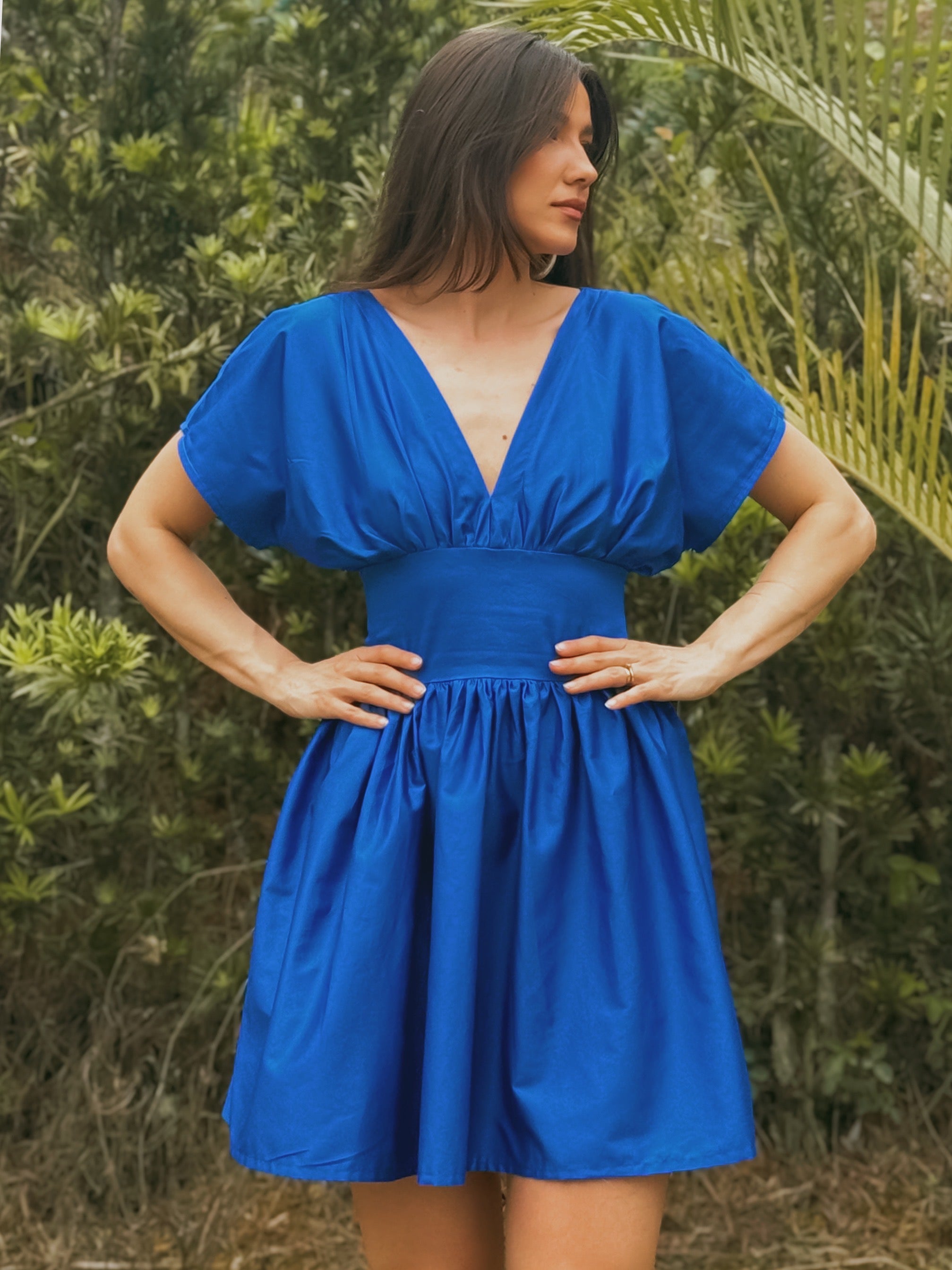 Vestido Clássico Curto Sabrina