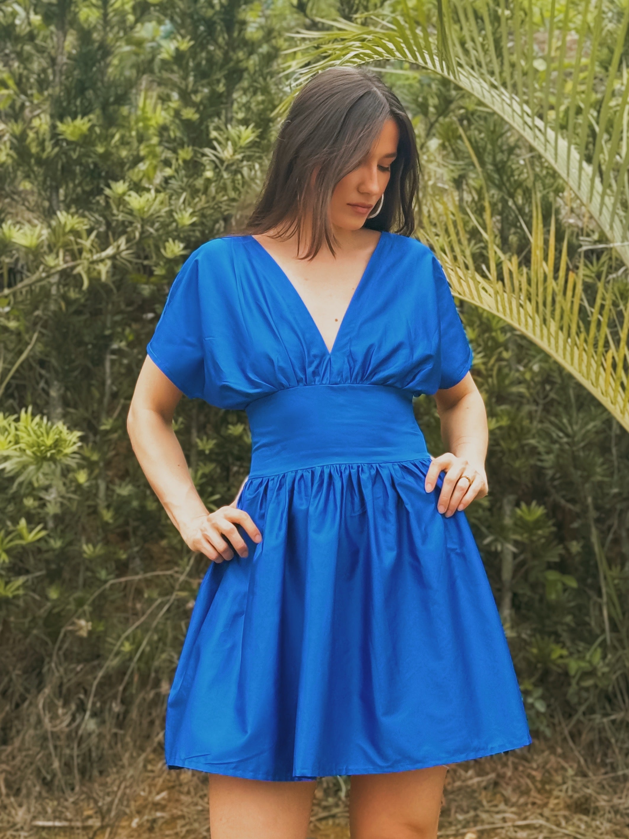 Vestido Clássico Curto Sabrina