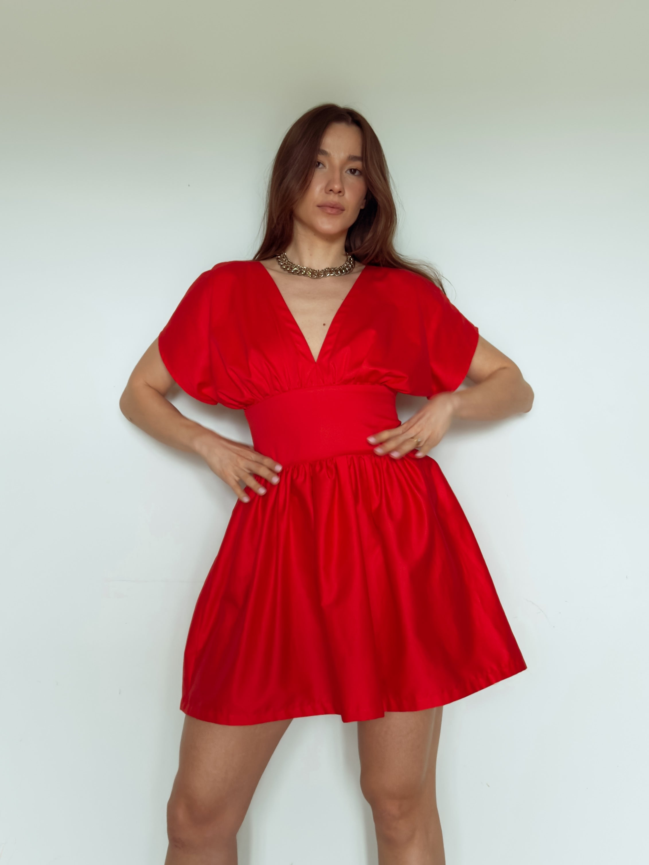 Vestido Clássico Curto Sabrina