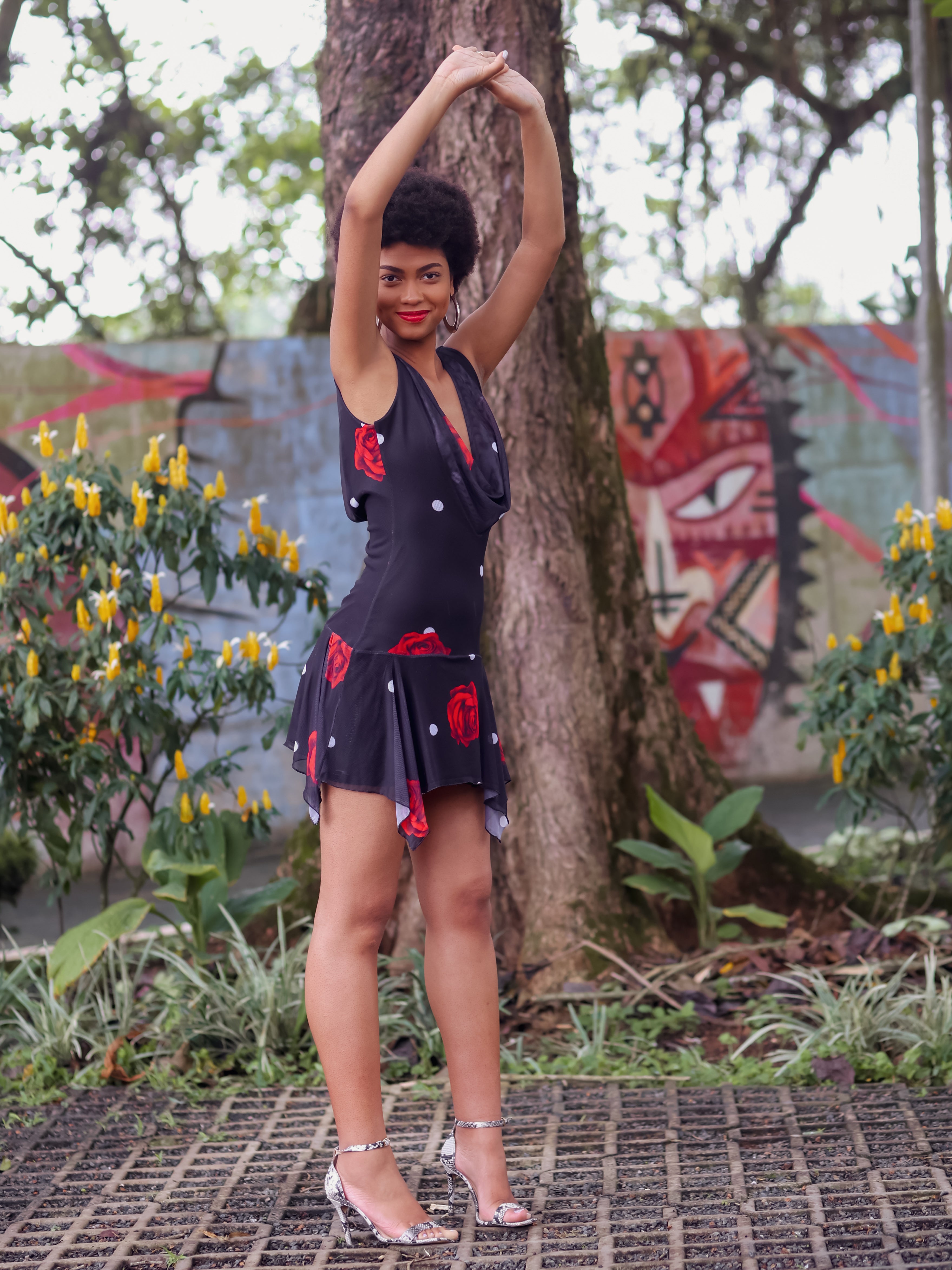 Vestido Decote Caído Poá Rose