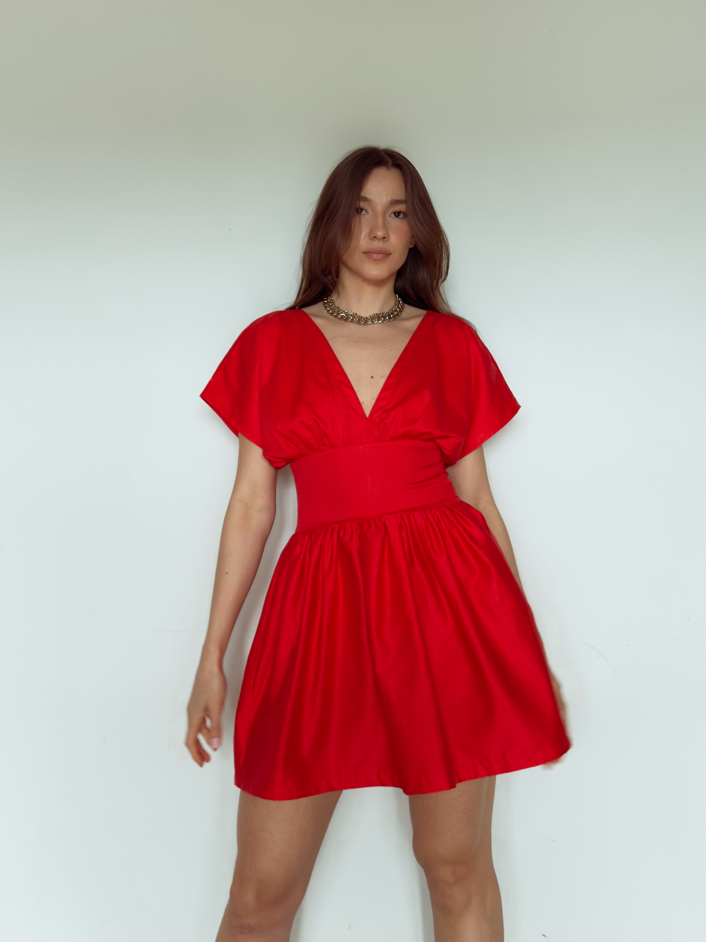 Vestido Clássico Curto Sabrina