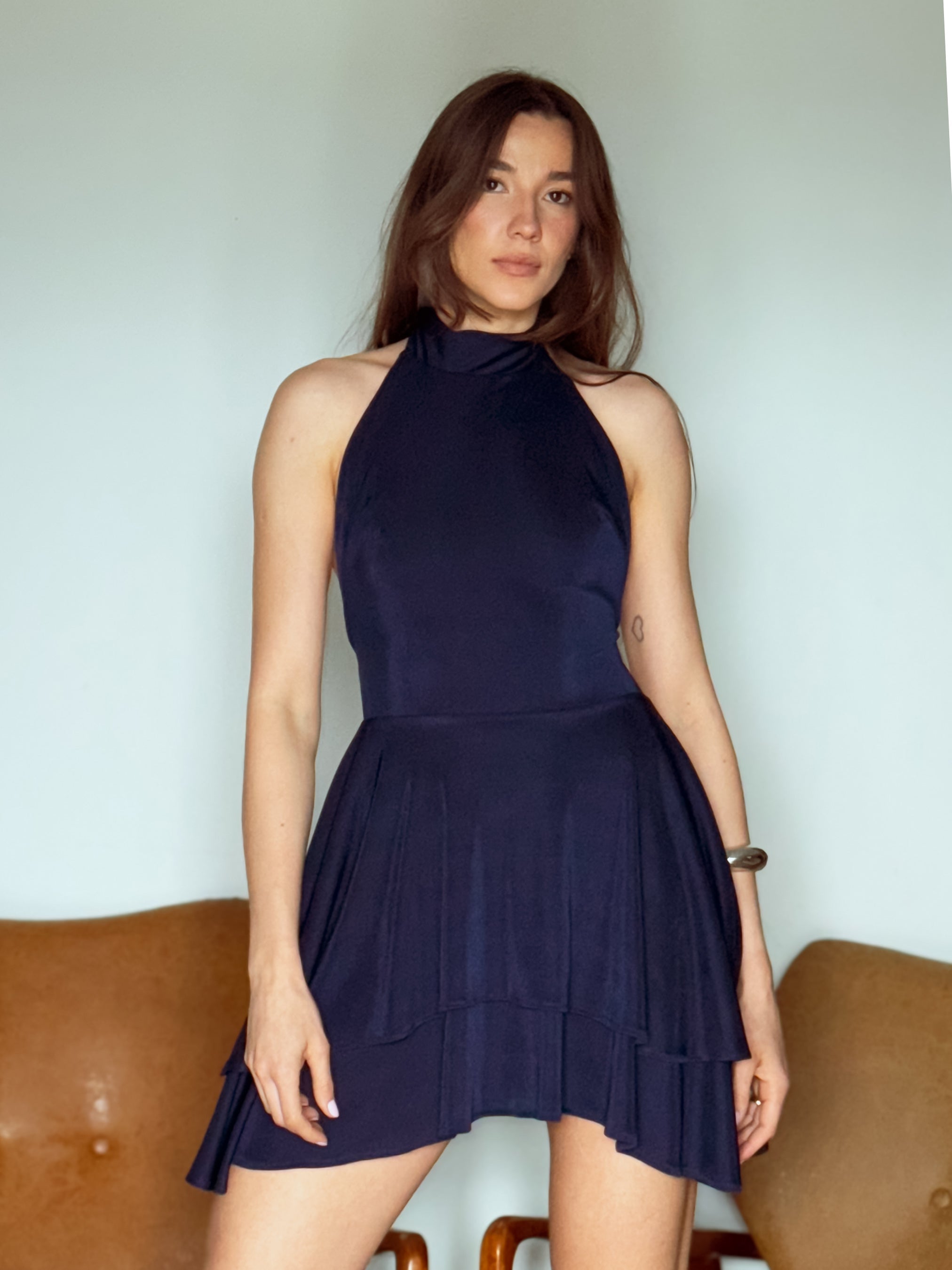 Vestido Frente Única Babado Madrid