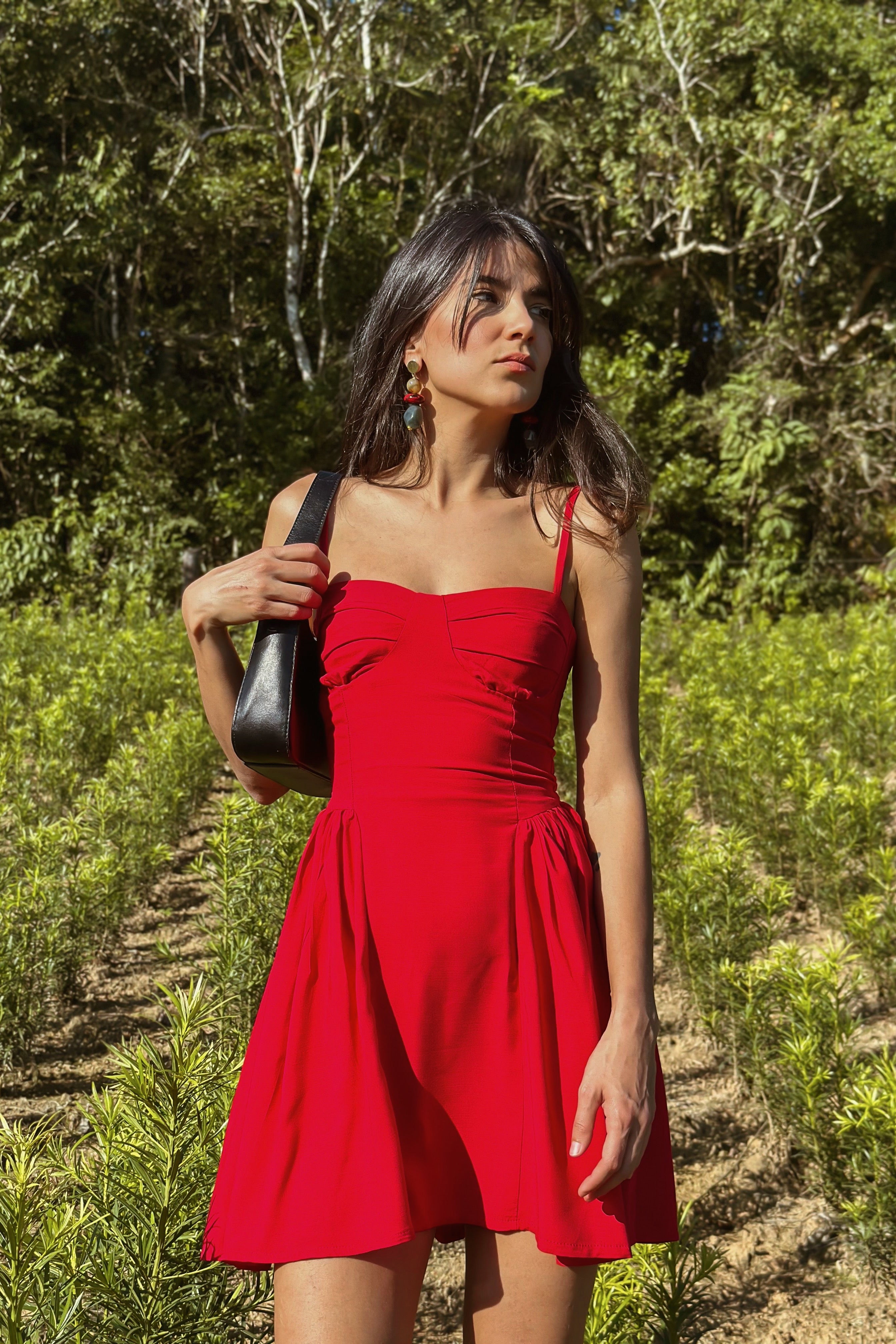 Vestido Curto Decote Meia Taça Amèlie