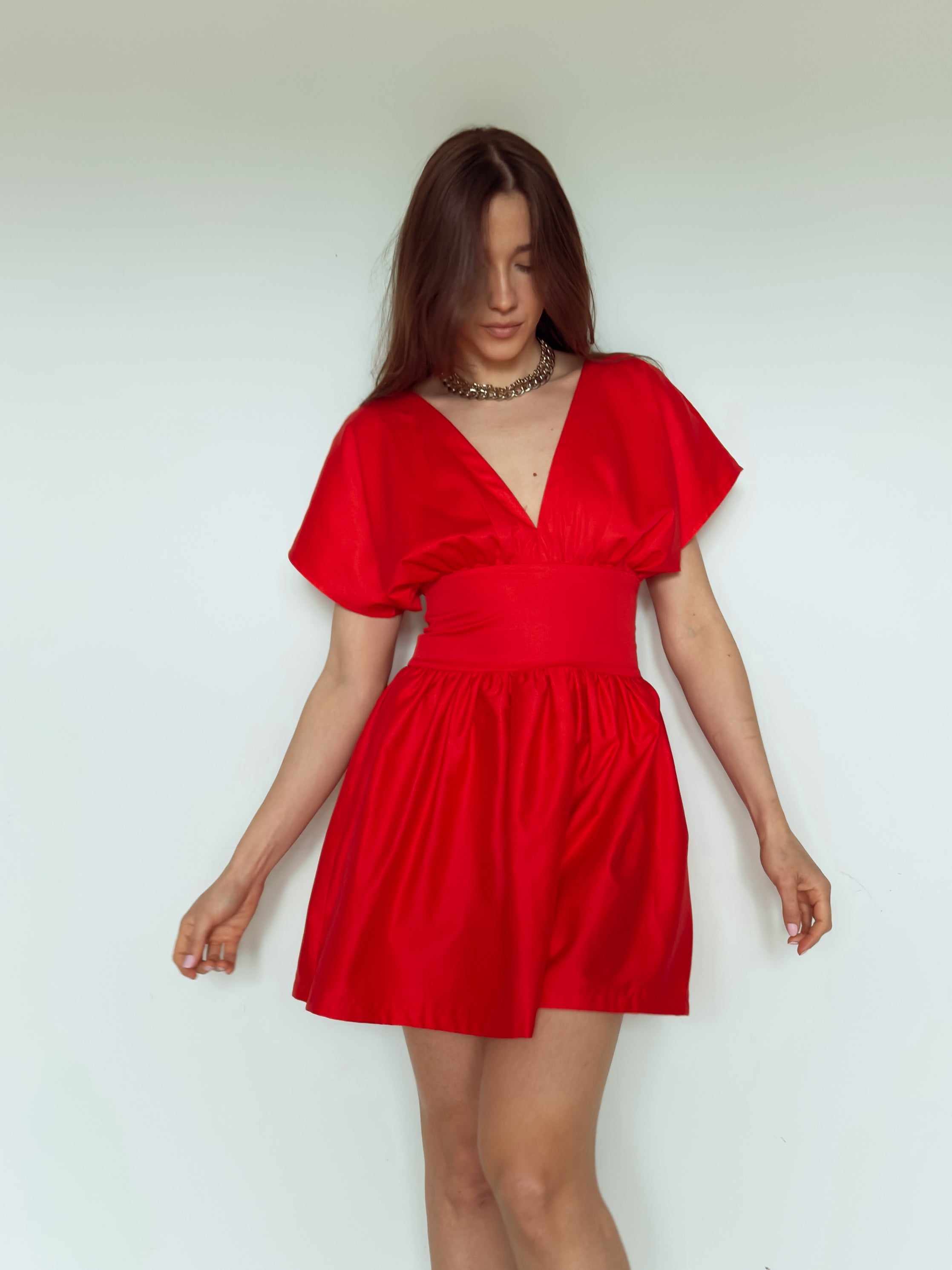 Vestido Clássico Curto Sabrina